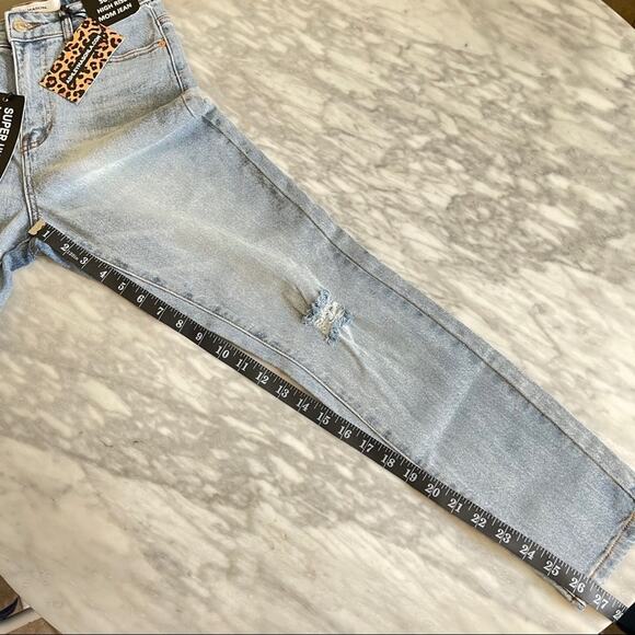 0213 NEW  Super High Rise Jeans - Picture 4 of 13